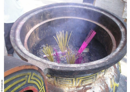 offrande d'encens