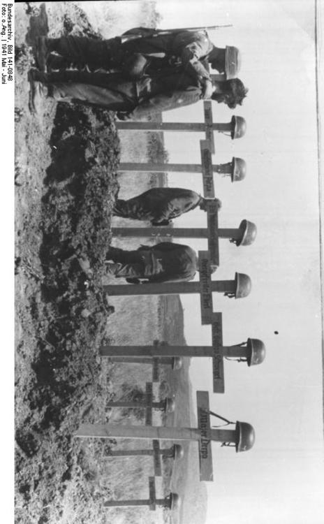 La Crète - tombes de soldats