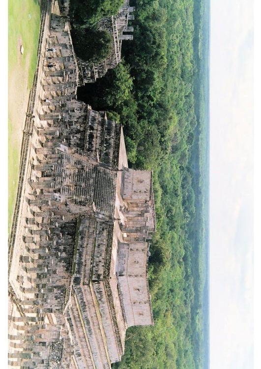 Temple des offrandes à Chichen Itzà