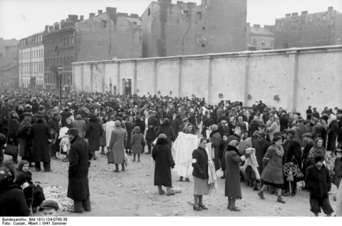 Photo Pologne - Ghetto de Varsovie - place du marché (2)