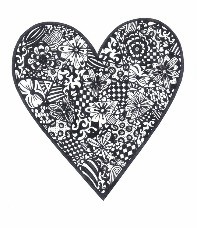 Coloriage coeur avec des fleurs  Coloriages Gratuits à Imprimer