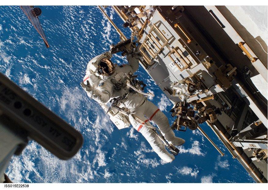 astronaute dans la station spatiale Photo astronaute dans la station spatiale