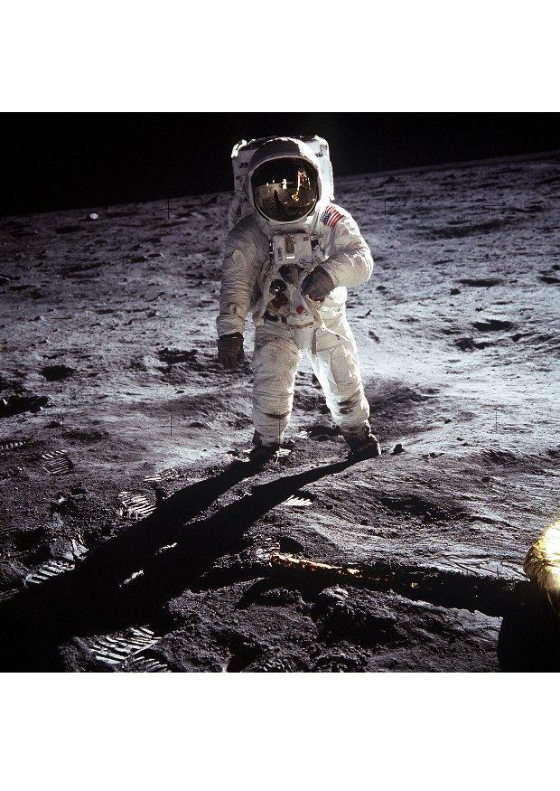 astronaute sur la lune Photo astronaute sur la lune