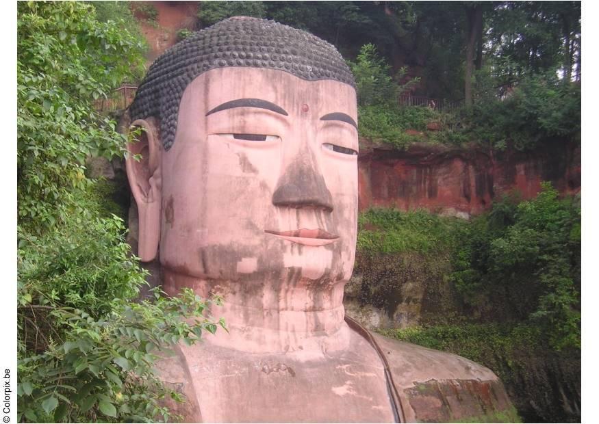 bouddha de leshan Photo bouddha de leshan