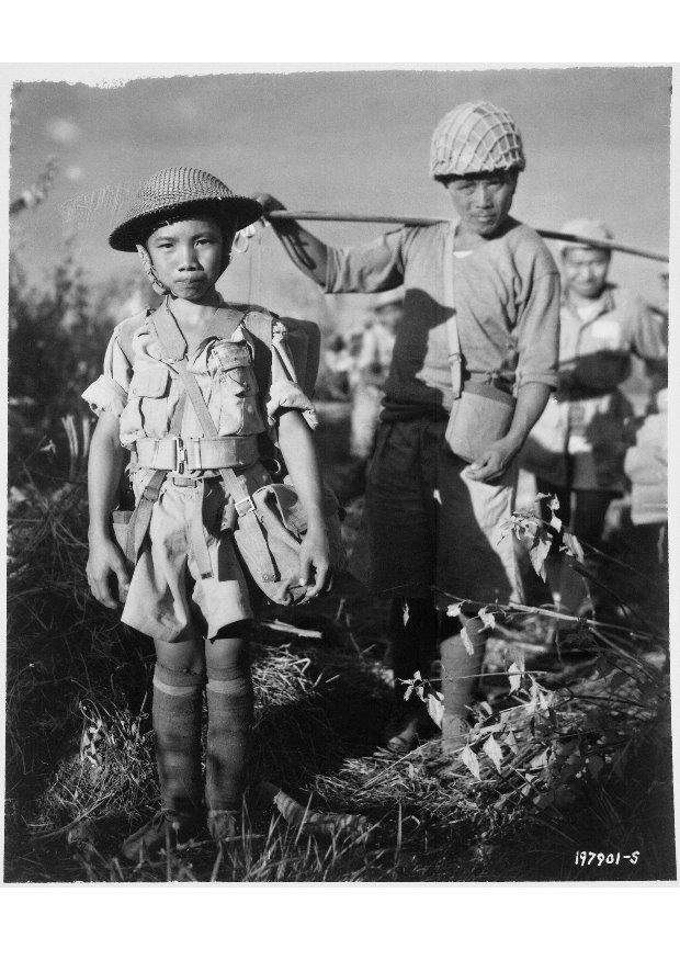 enfant soldat Photo enfant soldat