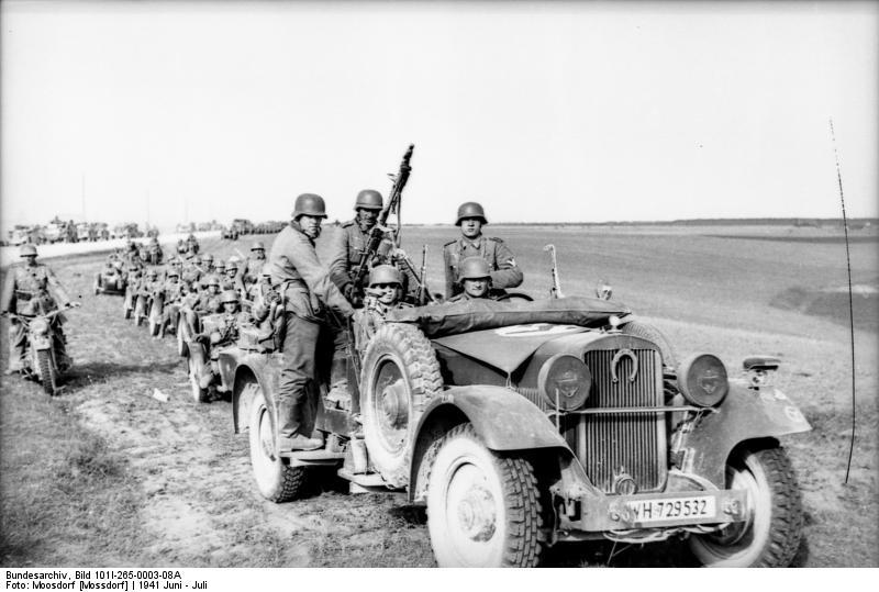 la russie - troupes motorisA©es Photo la russie - troupes motorisA©es