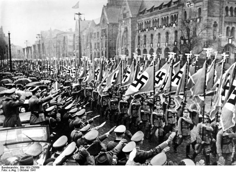 marche des nazis Photo marche des nazis