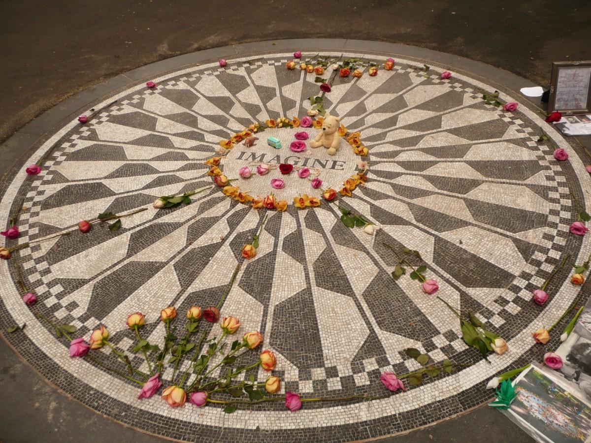 new york - john lennon memorial Photo new york - john lennon memorial