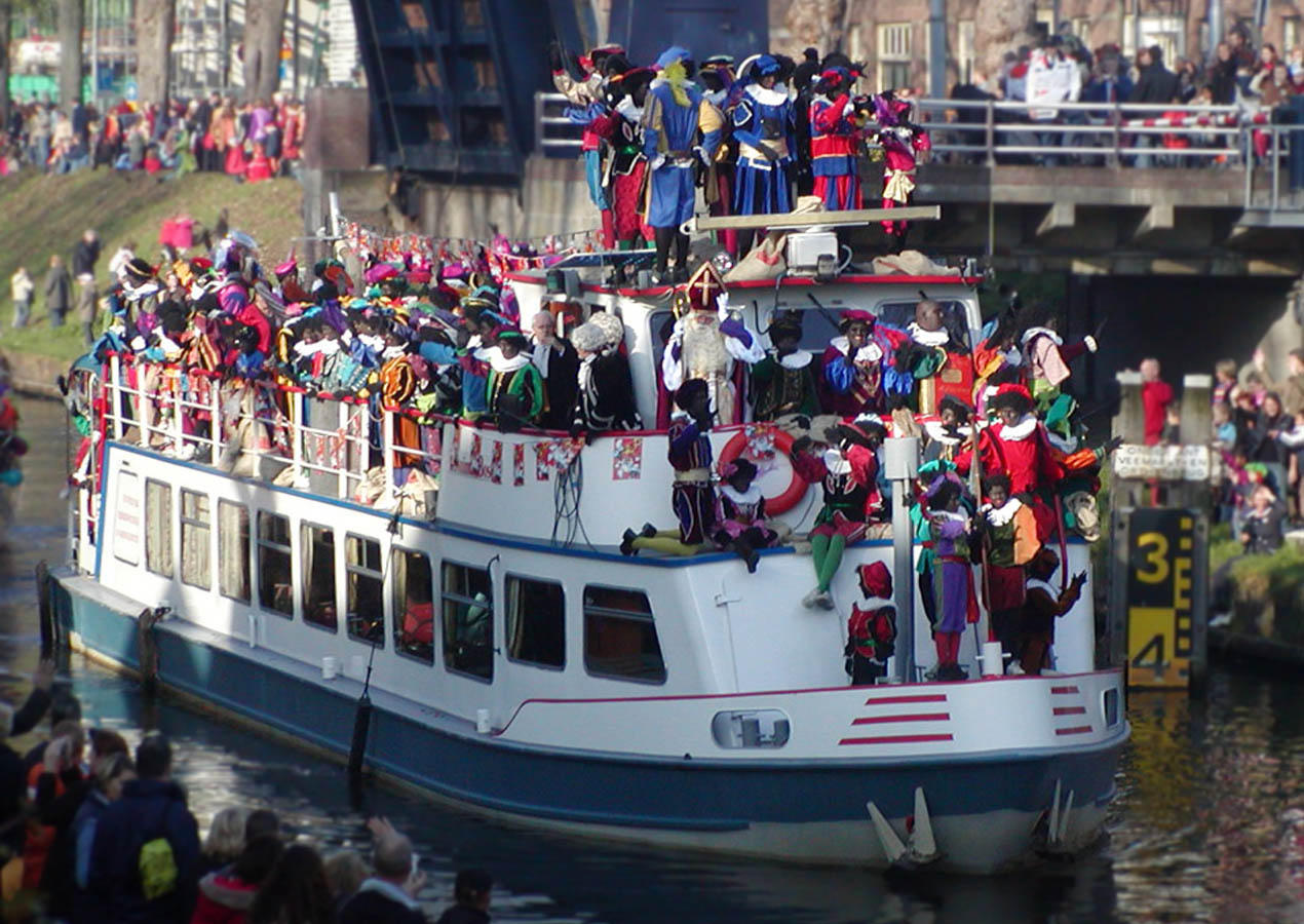 Photo arrivA©e du bA¢teau de saint nicolas