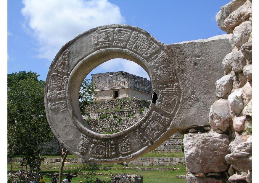 Photo jeu de balle maya
