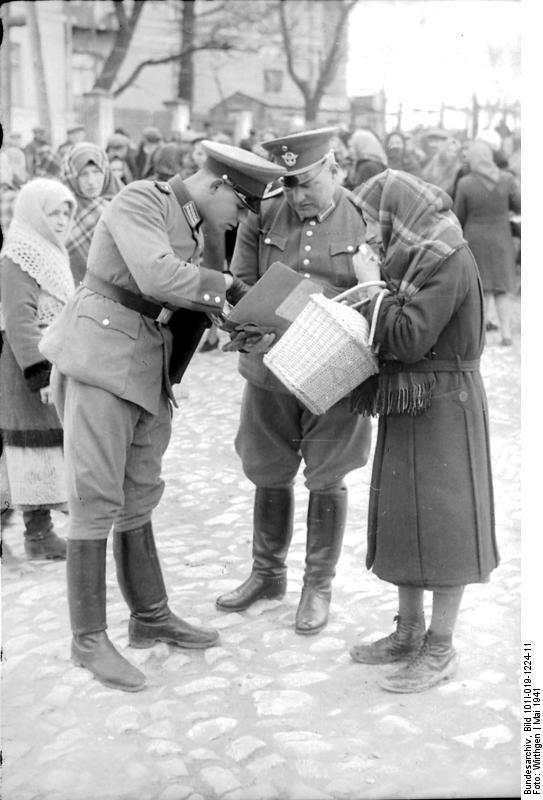 pologne - contrA´le des juifs Photo pologne - contrA´le des juifs