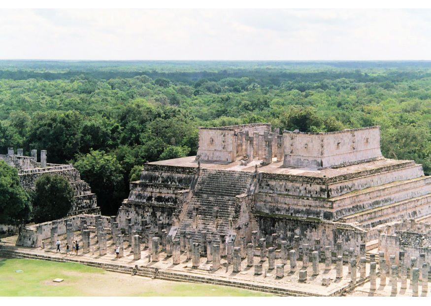 temple des offrandes A chichen itzA Photo temple des offrandes A chichen itzA
