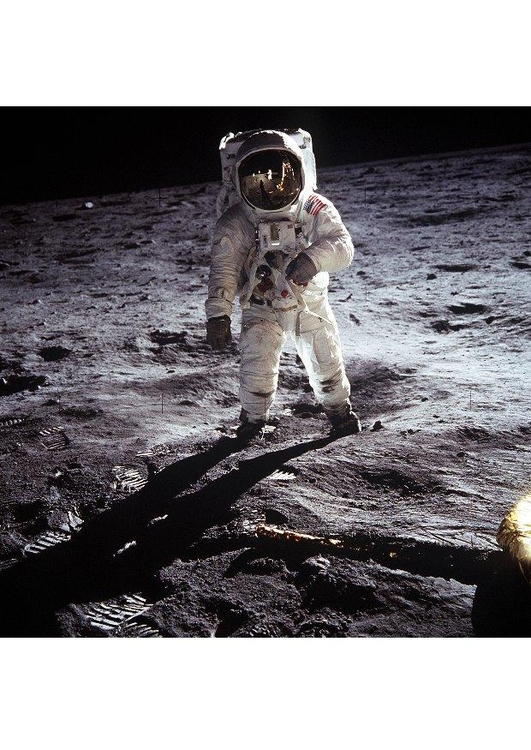 Photo astronaute sur la lune