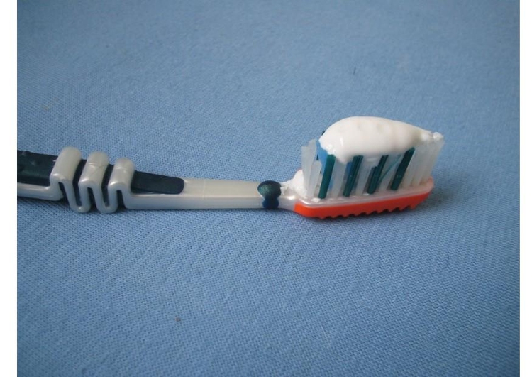 Photo brosse Ã  dents et dentifrice