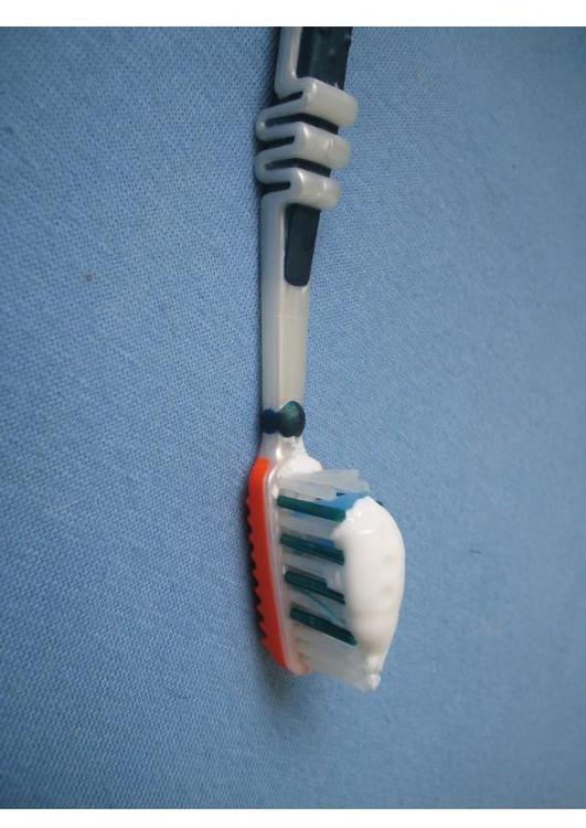 brosse Ã  dents et dentifrice
