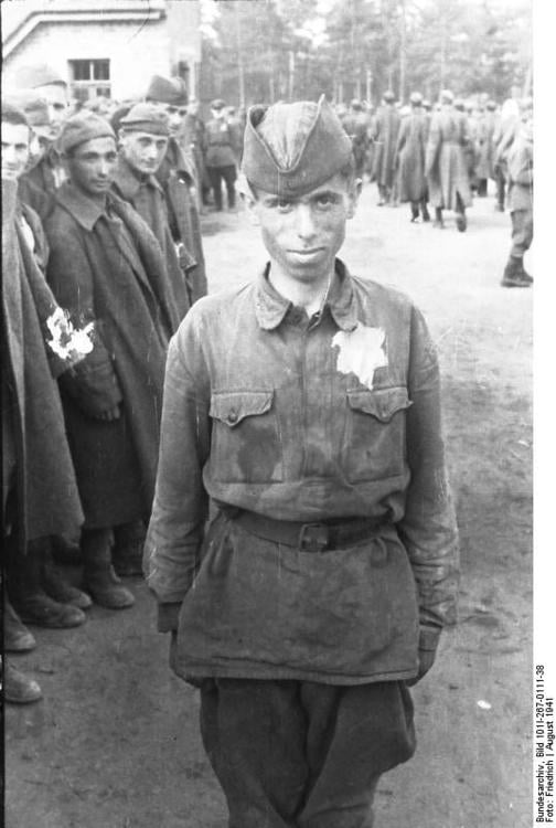 La Russie - soldat Juif comme prisonnier de guerre
