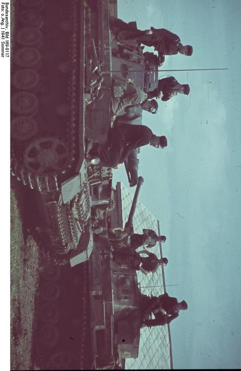 La Russie - soldats avec Panzer IV