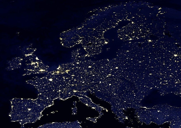 Photo la terre de nuit - zones urbaines d'Europe