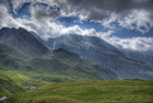 Photo montagnes et nuages