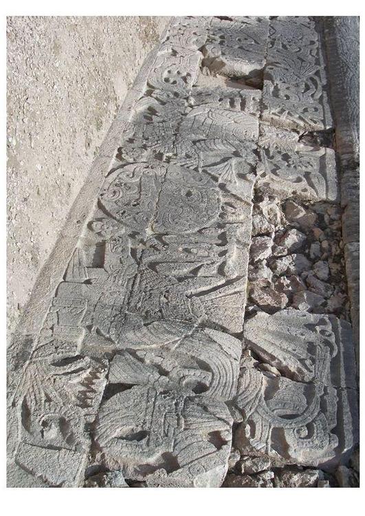 mur du stade Ã  Chichen ItzÃ 