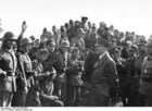 Photos Oste - Hitler en visite chez ses troupes