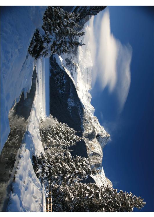 paysage enneigÃ© dans les montagnes