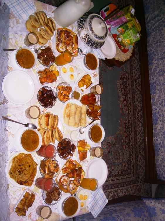 repas traditionnel du ramadan