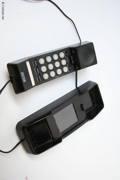 tÃ©lÃ©phone